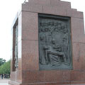 памятник Благодарная Россия