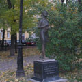 Памятник Москва-Петушки