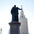 Monument to Melnikov