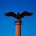 Le monument de l`aigle - le Lac Baïkal
